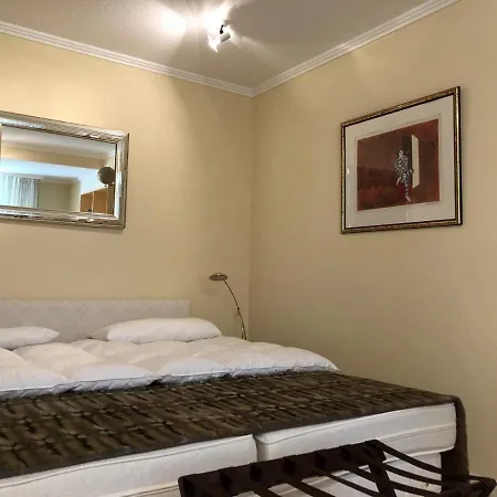 In Weisser Am Kliff * Flensburg